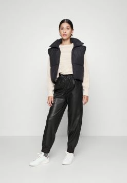 ONLY Petite ONLSOFIA FAUXLEATHER PANT - Trousers - Black -ONLY Petite store ad77d38294fb46c1a1b8e6d4a7df5f86