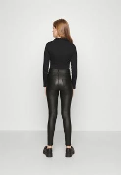 ONLY Petite ONLPALMER NYA ZIP COATED CCPTT - Trousers - Black -ONLY Petite store af06547d81d04b2691ff8a7607679252