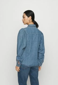ONLY Petite ONLROCCO LIFE SHIRT - Button-down Blouse - Medium Blue Denim -ONLY Petite store b09288bcbaf24ff7b800e802eb5acc84