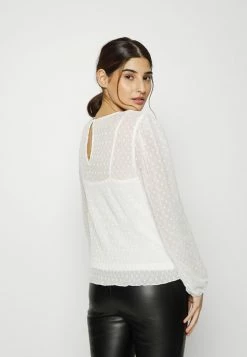 ONLY Petite ONLLAURENCE - Blouse - Cloud Dancer -ONLY Petite store b25b34a0837443d4b9d9126f93d25356