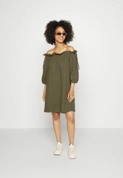 ONLY Petite ONLTILLA THYRA OFF SHOULDER DRESS - Day Dress - Deep Lichen Green -ONLY Petite store b388203dcf014c4895cded977da0c446