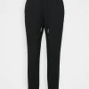 ONLY Petite ONLPOPTRASH KELDA LIFE PULL - Tracksuit Bottoms - Black -ONLY Petite store b8467e5f38374f72911684006c318df3