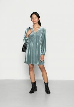 ONLY Petite ONLESME LIFE VELOUR DRESS - Cocktail Dress / Party Dress - Stormy Sea 8 ONLY Petite ONLESME LIFE VELOUR DRESS - Cocktail Dress / Party Dress - Stormy Sea -ONLY Petite store b92f3665bf394ccfa7c8950d849ba46b