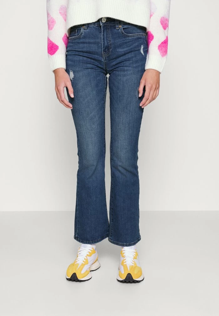 ONLY Petite ONLHUSH MID WAIST FLARED - Flared Jeans - Medium Blue Denim 3 ONLY Petite ONLHUSH MID WAIST FLARED - Flared Jeans - Medium Blue Denim