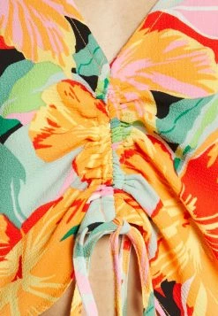 ONLY Petite ONLNOVA LUX RUCHING - Print T-shirt - Sun Orange -ONLY Petite store bc2c24a32a154380b7a15beb2aa4fe43