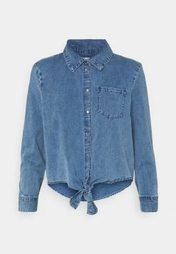 ONLY Petite ONLLECEY KNOT - Button-down Blouse - Medium Blue Denim