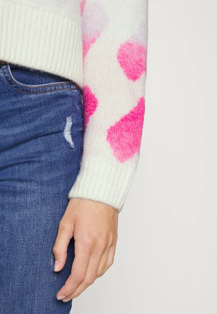 ONLY Petite ONLAIDA HEART - Jumper - Cloud Dancer/viola/pink Flambe/strawberry Moon 7 ONLY Petite ONLAIDA HEART - Jumper - Cloud Dancer/viola/pink Flambe/strawberry Moon - Image 5