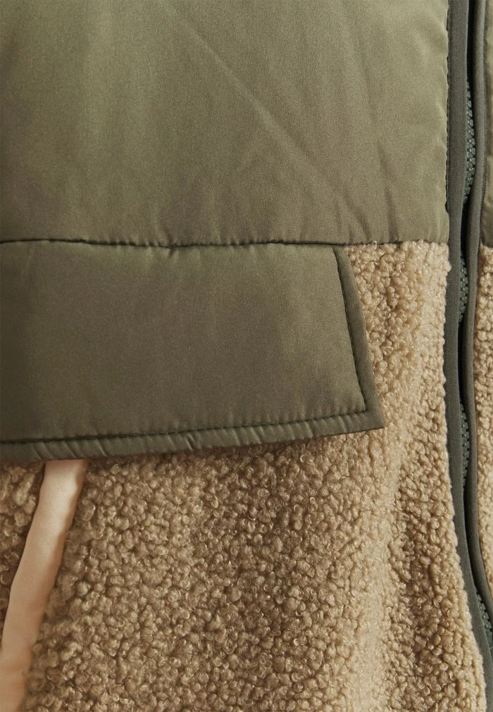 ONLY Petite ONLARIK MIX JACKET - Bomber Jacket - Deep Lichen Green/white Pepper 5 ONLY Petite ONLARIK MIX JACKET - Bomber Jacket - Deep Lichen Green/white Pepper - Image 3