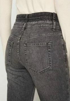 ONLY Petite ONLFINE LIFE - Straight Leg Jeans - Dark Grey Denim -ONLY Petite store c073f812477e4791b26f433840f33b48