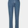ONLY Petite ONLJAGGER LIFE HIGH MOM - Straight Leg Jeans - Medium Blue Denim -ONLY Petite store c30cfcbdcdd648aa82bd0064b4057073