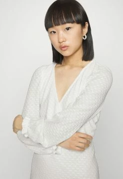 ONLY Petite ONLSTEFFIE DRESS - Jumper Dress - Cloud Dancer -ONLY Petite store c3ecc717a8514d20a1e511d443efd666