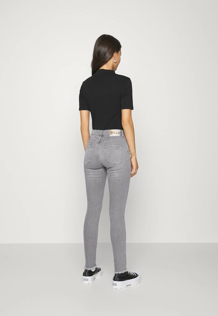 ONLY Petite ONLBLUSH LIFE MID RAW - Jeans Skinny Fit - Grey Denim 5 ONLY Petite ONLBLUSH LIFE MID RAW - Jeans Skinny Fit - Grey Denim - Image 3