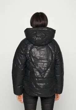 ONLY Petite ONLANJA PUFFER - Winter Jacket - Black 9 ONLY Petite ONLANJA PUFFER - Winter Jacket - Black -ONLY Petite store c4c67935437949559057ff37c706f640