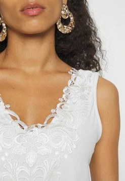 ONLY Petite ONLNIDA - Top - Cloud Dancer -ONLY Petite store c5c405b9cede4d3a822467a0b6b5aaef