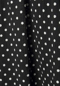 ONLY Petite ONLPELLA DRESS - Day Dress - Black -ONLY Petite store c5f69f06a803417b9ca3ea7799206293