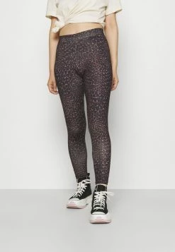 ONLY Petite ONLSPORTY 2 PACK - Leggings - Trousers - Black/tannin -ONLY Petite store c6bf196264c24a2b8da8a5c1581b04e3