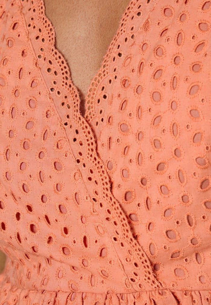 ONLY Petite ONLMEGA STRAP TOP - Blouse - Desert Sand 8 ONLY Petite ONLMEGA STRAP TOP - Blouse - Desert Sand - Image 6