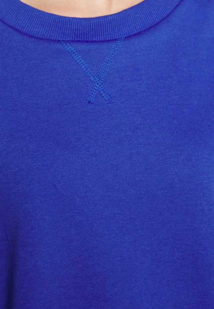 ONLY Petite ONLJODA - Sweatshirt - Surf The Web 7 ONLY Petite ONLJODA - Sweatshirt - Surf The Web - Image 5