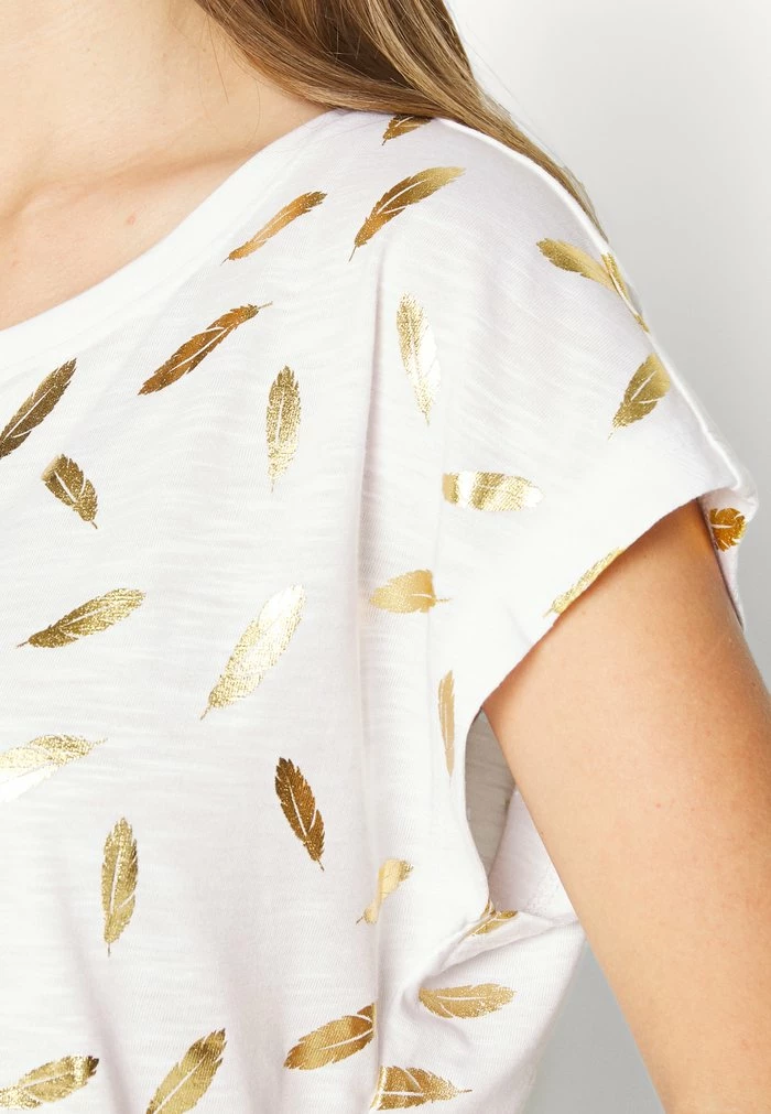 ONLY Petite ONLFEATHER - Print T-shirt - White 7 ONLY Petite ONLFEATHER - Print T-shirt - White - Image 5