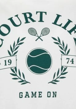 ONLY Petite ONLRETRO TENNIS HOOD - Sweatshirt - Cloud Dancer -ONLY Petite store d2038cd6abc64daba3b8470e28b05c8f