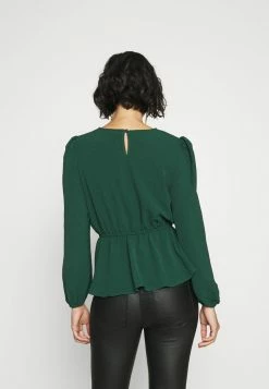 ONLY Petite ONLMETTE O NECK - Blouse - Ponderosa Pine -ONLY Petite store d355ba464919418a95ee351d4a9e8472