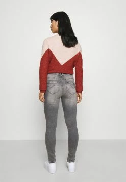 ONLY Petite ONLPAOLA LIFE SKINNY - Jeans Skinny Fit - Medium Grey Denim -ONLY Petite store d3b9001183b6419ea0d55a852080f129