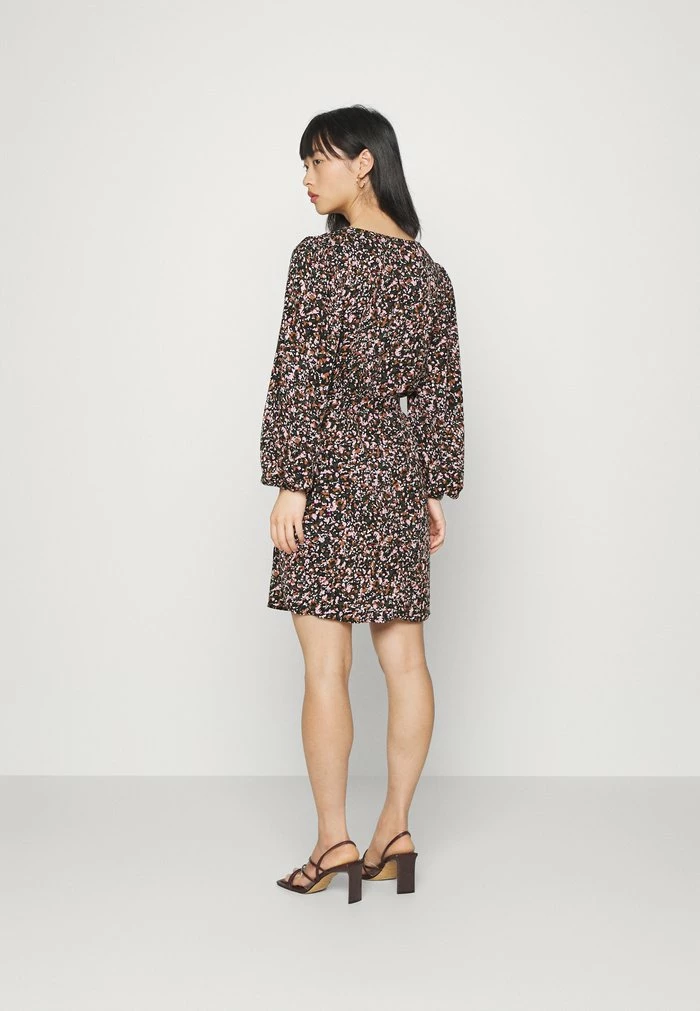 ONLY Petite ONLALMA LIFE ALLY DRESS - Day Dress - Black 5 ONLY Petite ONLALMA LIFE ALLY DRESS - Day Dress - Black - Image 3