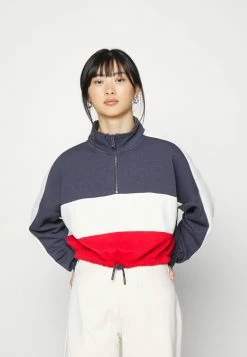 ONLY Petite ONLMAGGI CROPPED HIGHNECK ZIP - Sweatshirt - Cloud Dancer/urban Red