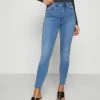 ONLY Petite ONLROYAL - Jeans Skinny Fit - Medium Blue Denim -ONLY Petite store d66ef7349f034d8b8b9ccd6501f2f65c