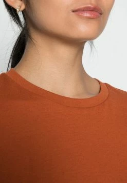 ONLY Petite ONLINC SISI OVERSIZED TEE - Basic T-shirt - Bombay Brown 11 ONLY Petite ONLINC SISI OVERSIZED TEE - Basic T-shirt - Bombay Brown -ONLY Petite store dccefcb088b04800974bad617a97805d