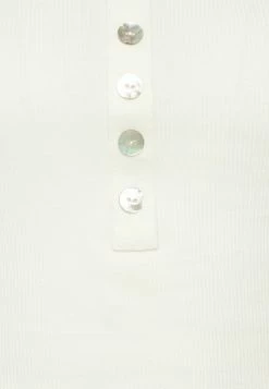 ONLY Petite ONLNESSA SHORT BUTTON - Top - Cloud Dancer -ONLY Petite store df9c763eaf854996b71a134c841c67e4