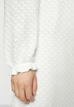 ONLY Petite ONLSTEFFIE DRESS - Jumper Dress - Cloud Dancer -ONLY Petite store df9cfef942df4858a5f39266748ed6df