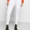 ONLY Petite ONLBLUSH MID RAW - Jeans Skinny Fit - White -ONLY Petite store e0a1a199a7ba4da2806148bd74299039