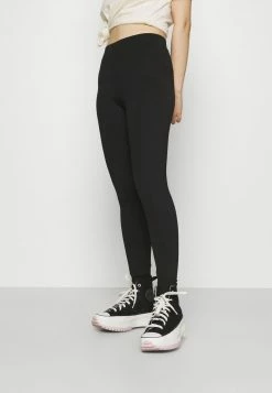 ONLY Petite ONLSPORTY 2 PACK - Leggings - Trousers - Black/tannin -ONLY Petite store e286d69109b449bd9b52d9536ceda8ac