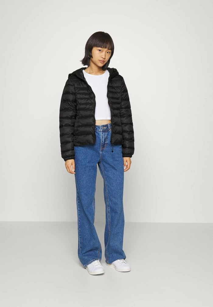 ONLY Petite ONLTAHOE HOOD JACKET - Light Jacket - Black 4 ONLY Petite ONLTAHOE HOOD JACKET - Light Jacket - Black - Image 2