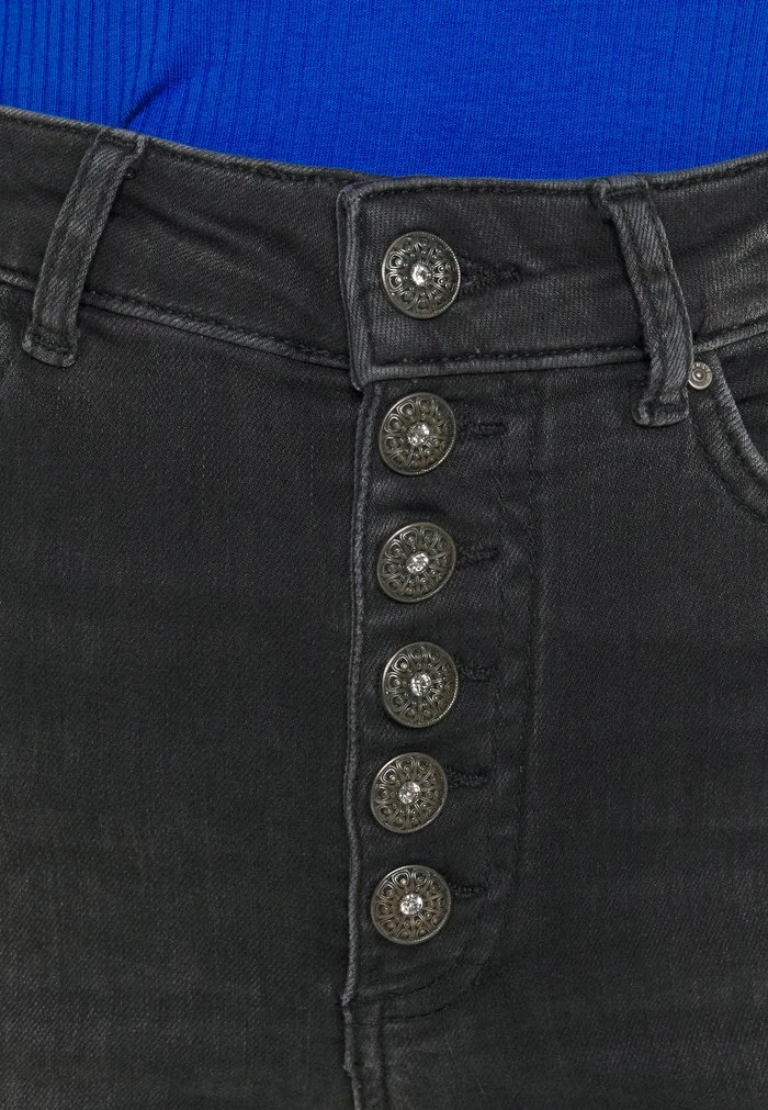 ONLY Petite ONLEVELINA - Straight Leg Jeans - Black Denim 7 ONLY Petite ONLEVELINA - Straight Leg Jeans - Black Denim - Image 5