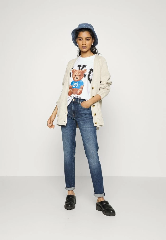 ONLY Petite ONLBEAR OVERSIZE - Print T-shirt - Bright White 4 ONLY Petite ONLBEAR OVERSIZE - Print T-shirt - Bright White - Image 2