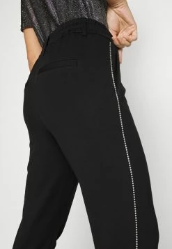 ONLY Petite ONLPOPTRASH LIFE EASY CHAIN - Trousers - Black 13 ONLY Petite ONLPOPTRASH LIFE EASY CHAIN - Trousers - Black -ONLY Petite store e5e8ef840d184fd39404eb001b410c5d