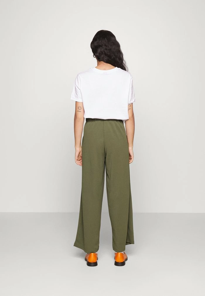 ONLY Petite ONLSANIA - Trousers - Grape Leaf 5 ONLY Petite ONLSANIA - Trousers - Grape Leaf - Image 3