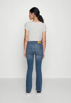 ONLY Petite ONLBLUSH - Bootcut Jeans - Light Blue Denim -ONLY Petite store ec4f651566b046819df031b54fa7d5b2
