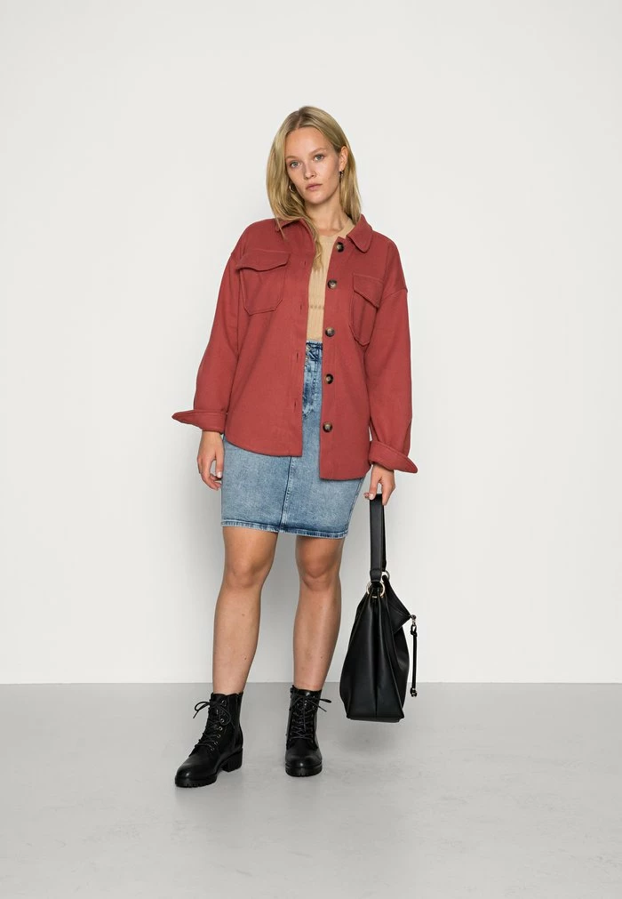 ONLY Petite ONLINC MILLIE ELAS WAISTBAND - Mini Skirt - Light Blue Denim 4 ONLY Petite ONLINC MILLIE ELAS WAISTBAND - Mini Skirt - Light Blue Denim - Image 2