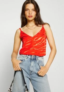 ONLY Petite ONLBELLA SLIP - Top - Red Alert 11 ONLY Petite ONLBELLA SLIP - Top - Red Alert -ONLY Petite store ed27eba7448d49809fde183814ad034e
