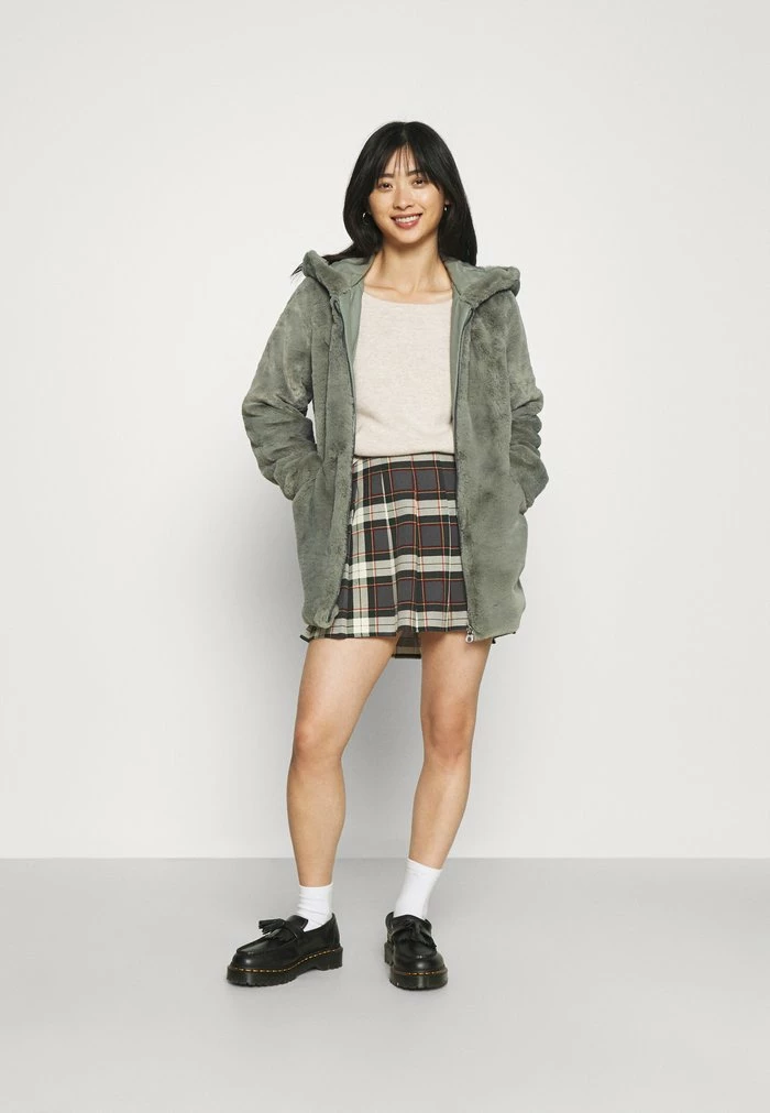 ONLY Petite ONLMALOU COAT - Winter Coat - Shadow 4 ONLY Petite ONLMALOU COAT - Winter Coat - Shadow - Image 2
