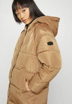 ONLY Petite ONLAMANDA LONG PUFFER COAT - Winter Coat - Toasted Coconut -ONLY Petite store ef5a381bb16a4ce4be479d384603251b
