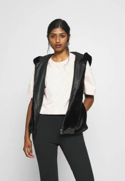 ONLY Petite ONLMALOU - Waistcoat - Black