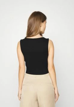 ONLY Petite ONLKENYA CROPPED 2 PACK - Top - Black/aurel Wreath 11 ONLY Petite ONLKENYA CROPPED 2 PACK - Top - Black/aurel Wreath -ONLY Petite store f22959a91c024e769795f1bfe2b5aa4e