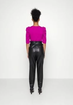 ONLY Petite ONLPOPTRASH EASY PAPERBAG - Trousers - Black -ONLY Petite store f28c5bbefbfd4c319718738ceed372be