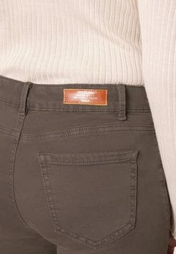 ONLY Petite ONLMISSOURI LIFE - Cargo Trousers - Mottled Dark Brown 11 ONLY Petite ONLMISSOURI LIFE - Cargo Trousers - Mottled Dark Brown -ONLY Petite store f5a3492662334eb28c0535b36ae3ca31