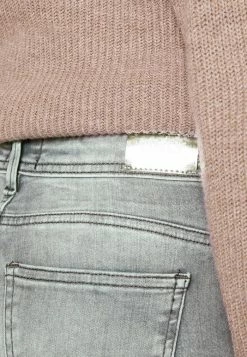 ONLY Petite ONLSHAPE PUSH UP - Jeans Skinny Fit - Grey Denim -ONLY Petite store f6fa7482888f41ca87a731d6be580af4