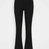 ONLY Petite ONLNELLA FLARED PANT - Trousers - Black 1 ONLY Petite ONLNELLA FLARED PANT - Trousers - Black -ONLY Petite store f9fa05822b88400fb922117d7d9debbe